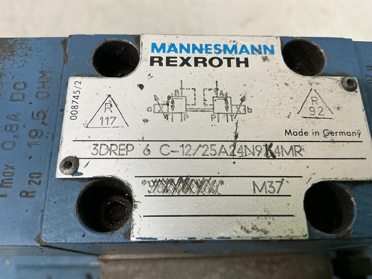 Used MANNESMANN REXROTH 4WRZ32W3-520-50/6A24N9EK4/D3MR