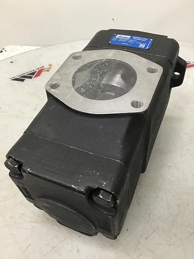 Used PARKER T7EDS 050 B31 1R00 A1Y0 Pump Used #145753