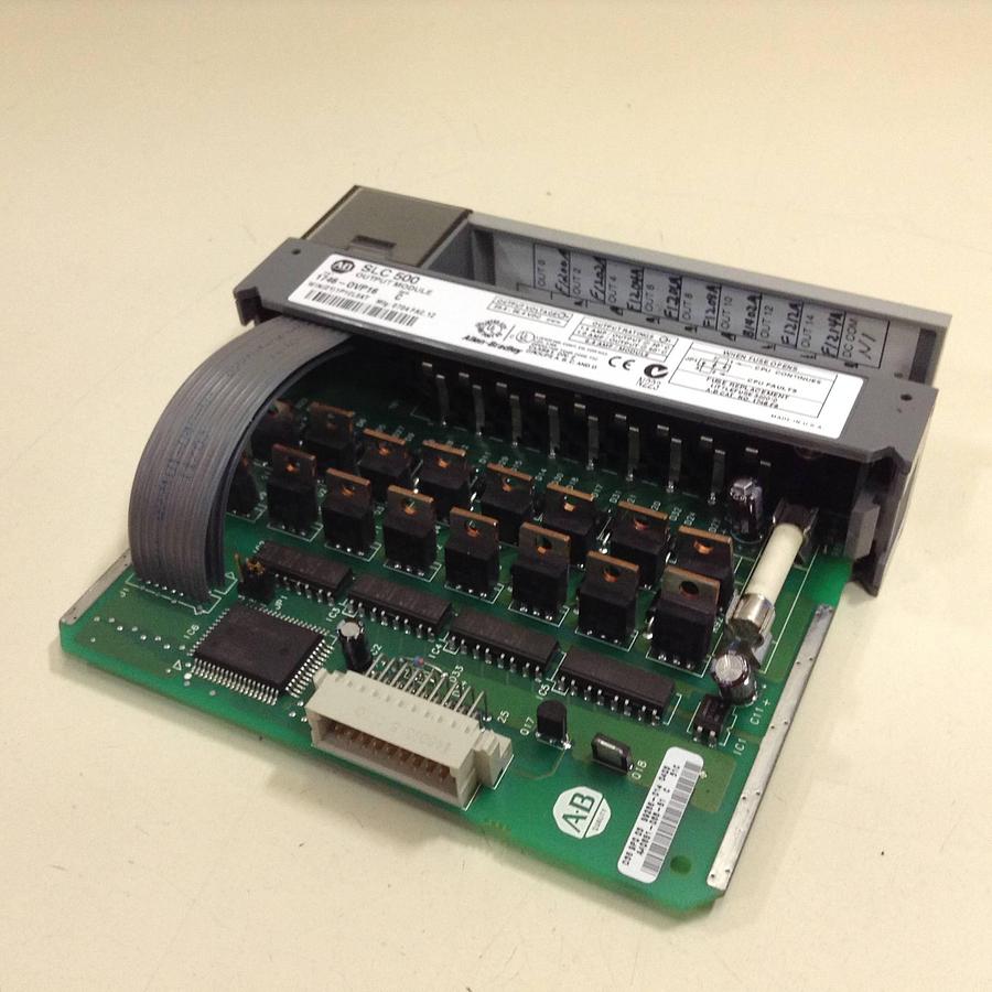 Used ALLEN BRADLEY Output Module 1746-OVP16 SER C USED