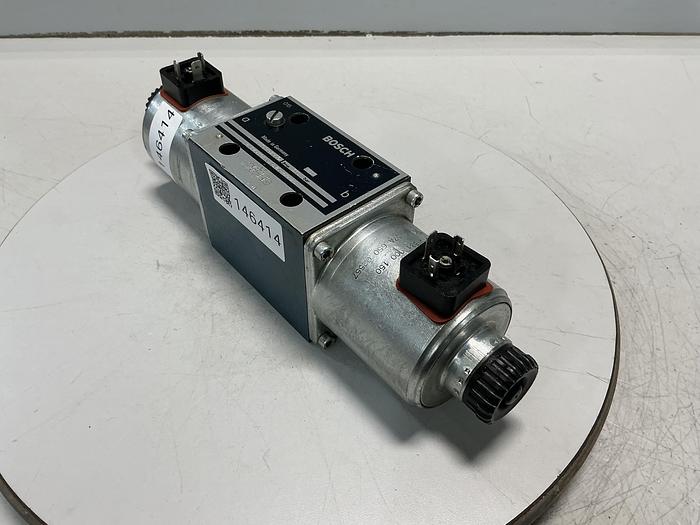 Used BOSCH 0 810 001 050