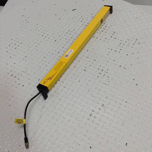 Used STI Light Curtain Transmitter MS46-20-700-X #87901