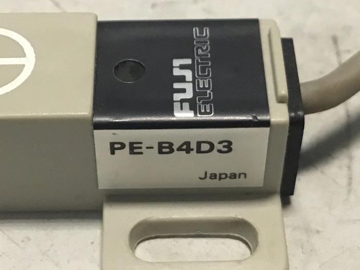 Used FUJI ELECTRIC Proximity Switch PE-B4D3 #128415
