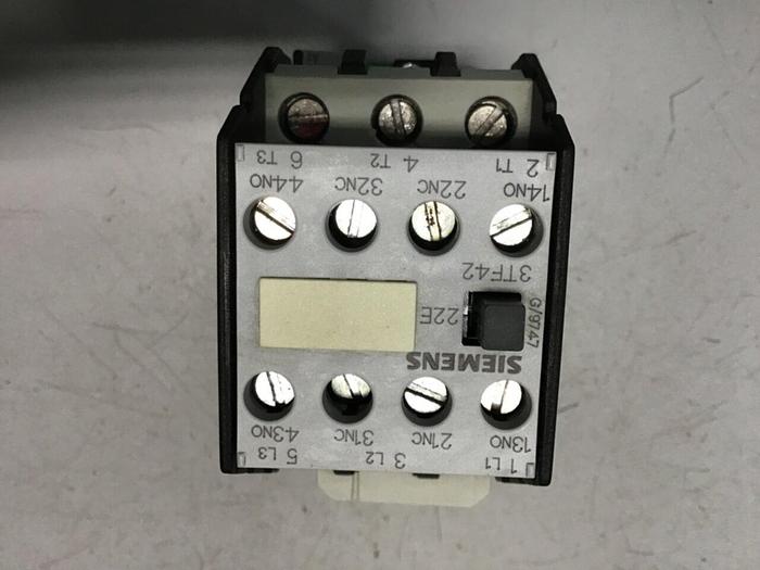 Used SIEMENS Contactor 3TF4222-0A #124005