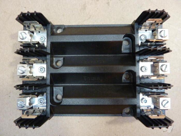 Used BUSSMANN 30 Amp Fuse Holder H60030-3C #30013