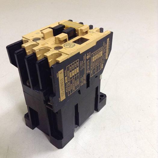 Used ALLEN BRADLEY Contactor 100-A09ND3 SER A #82624