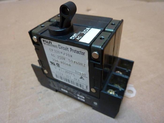 Used FUJI ELECTRIC 20 Amp Circuit Protector Breaker CP32EM/20W #3912