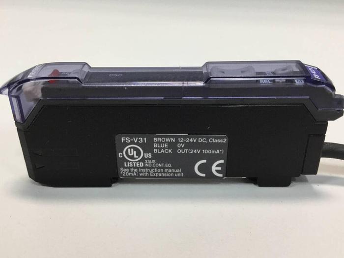 Used KEYENCE CORP Fiber Optic Sensor FS-V31 #98199