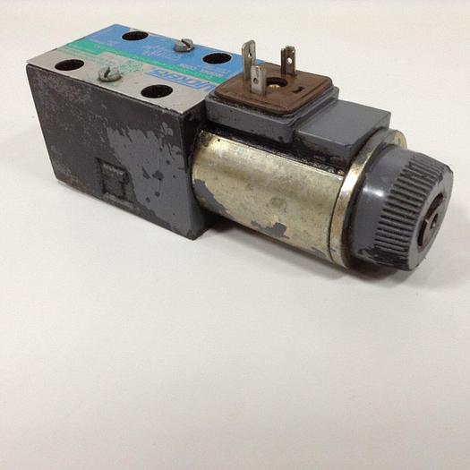 Used VICKERS Valve DG4V3S22AMUHL760EN490 Used