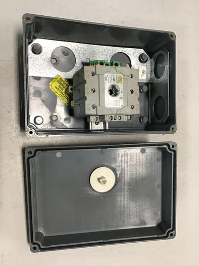 Used HUBBELL Disconnect Switch HBLDS6 #135126