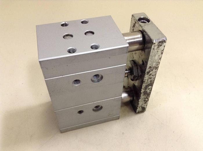 Used FESTO Pneumatic Cylinder DFM-40-25-P-A-GF #70384