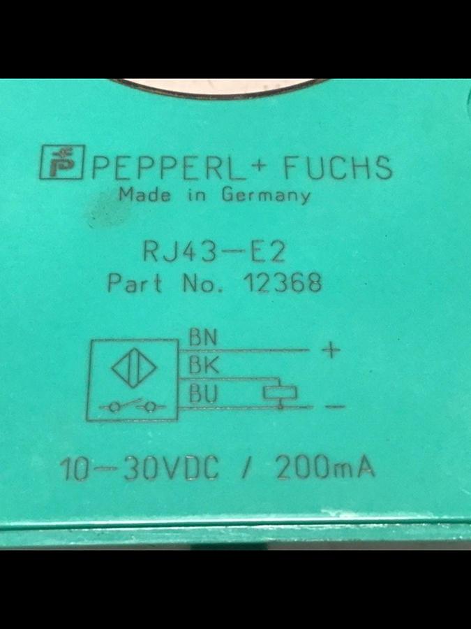 Used PEPPERL & FUCHS Inductive Sensor Ring RJ43-E2 USED