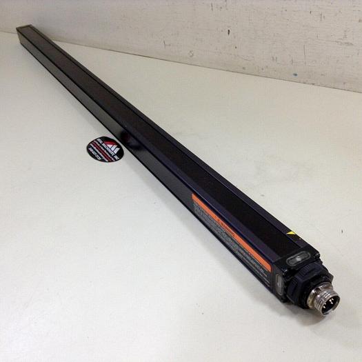 Used BANNER ENGINEERING Light Curtain Emitter MSE3624 #74617