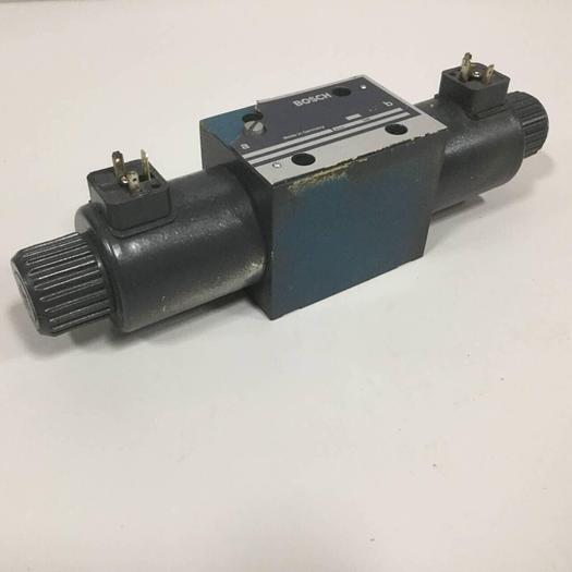 Used BOSCH Valve 0 810 001 731 #90917