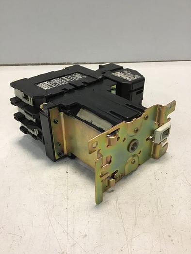 Used TELEMECANIQUE Contactor LP1D8011 #138649