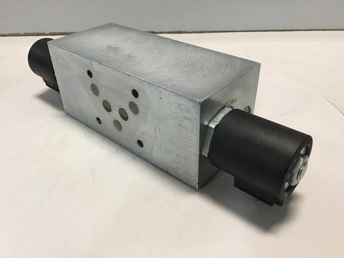 Used INDUSTRIAL MRO Valve HF960819 Used