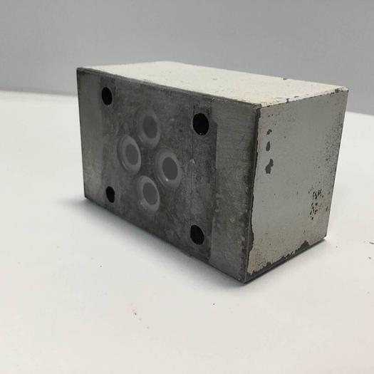 Used VICKERS Tokimec Valve DGMDC3PYL20JA #91732