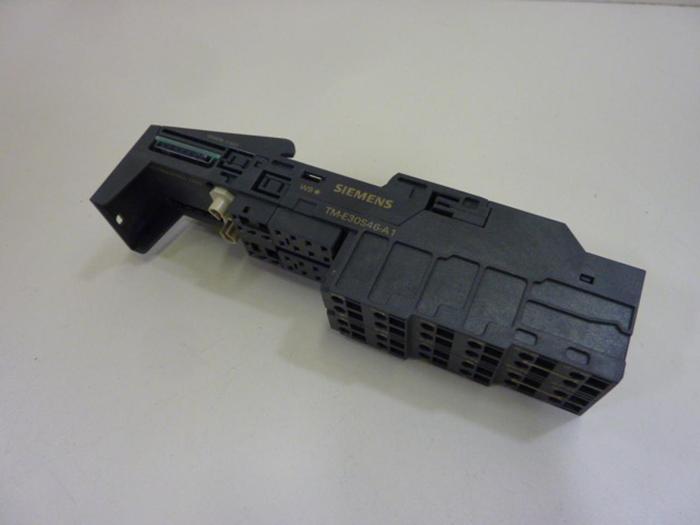 Used SIEMENS Terminal Module 6ES7 193-4CF40-0 #54997