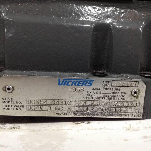 Used VICKERS Valve DG4V-3-6C-M-U-HL7-60-B13 Used
