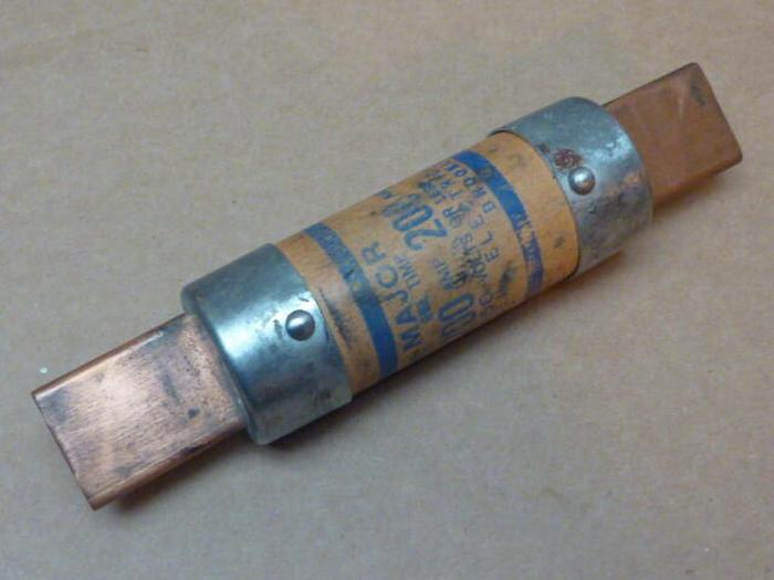 Used GEM ELECTRIC MFG CO INC 200 Amp Fuse 200 AMP #36425