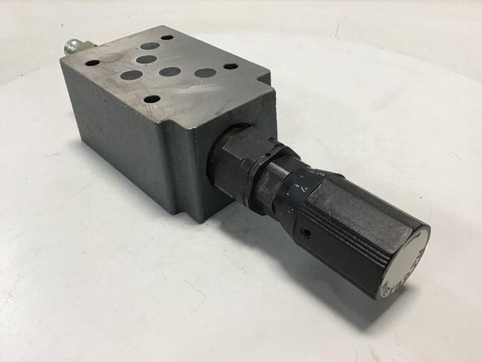 Used REXROTH Directional Valve ZDR10VP731200YM12 USED