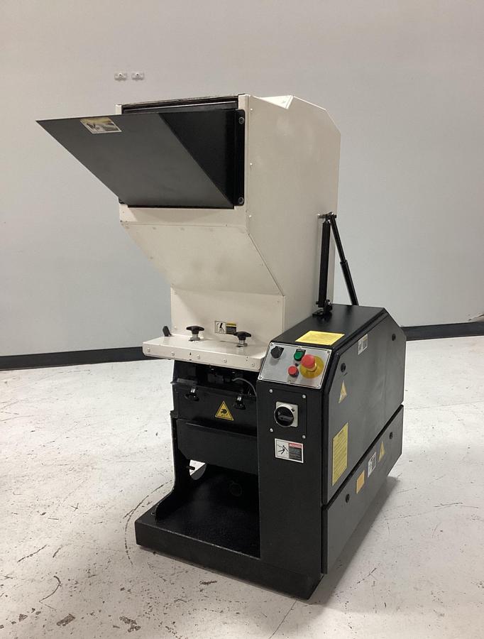 Used MILACRON MG-814 GRINDER / DNL 