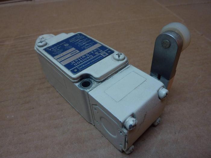 Used TELEMECANIQUE Limit Switch C3JK06 #25016