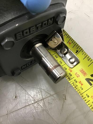 Used DART CONTROLS Magnet Motor W/Gearbox LM90T025 Used