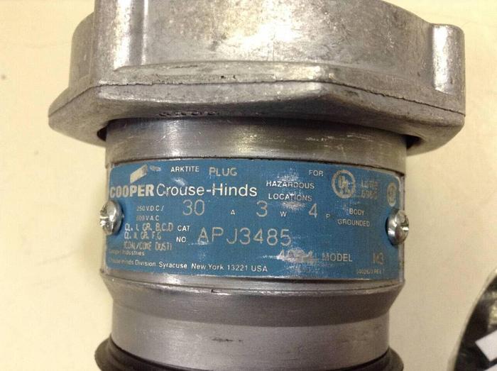 Used COOPER Plug APJ3485 #74490