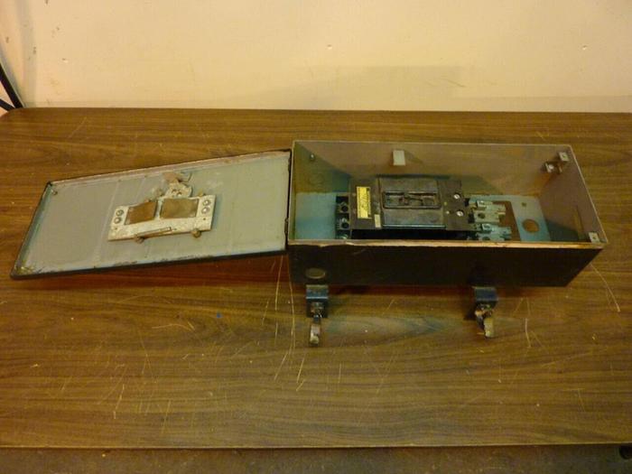 Used WESTINGHOUSE 20 Amp Bus Disconnect Switch 1470598-A #24424