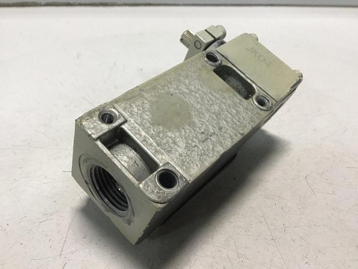Used TELEMECANIQUE Limit Switch C3JK04 #121641