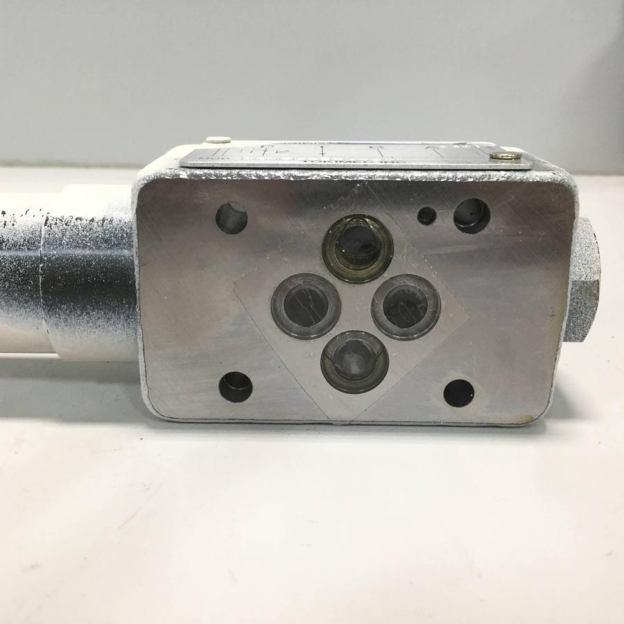 Used TOKIMEC Directional Solenoid Valve DGMSL-3-L-20 USED