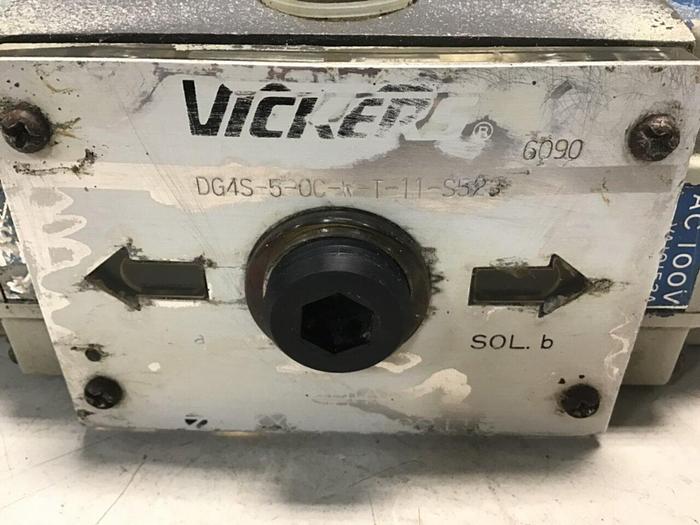 Used VICKERS Valve DG4S50CWT11S523 #138012