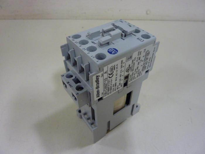 Used ALLEN BRADLEY Contactor Relay 100-C09Z.10 SER A #55312