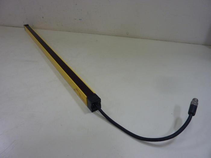 Used STI Light Curtain Transmitter MCF47-30750-X1 #58096