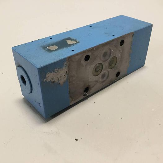 Used BOSCH Valve 0 811 024 002 #92329