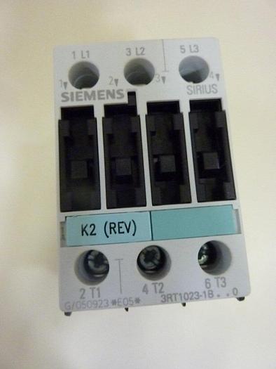 Used SIEMENS Reversing Combination Starter 3RA1220-0JB23-0BB4 #46453