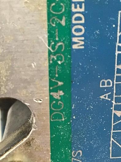 Used VICKERS Valve with Corepull Manifold DG4V-3S-2C-M-F-TWL-H5-60 #133067