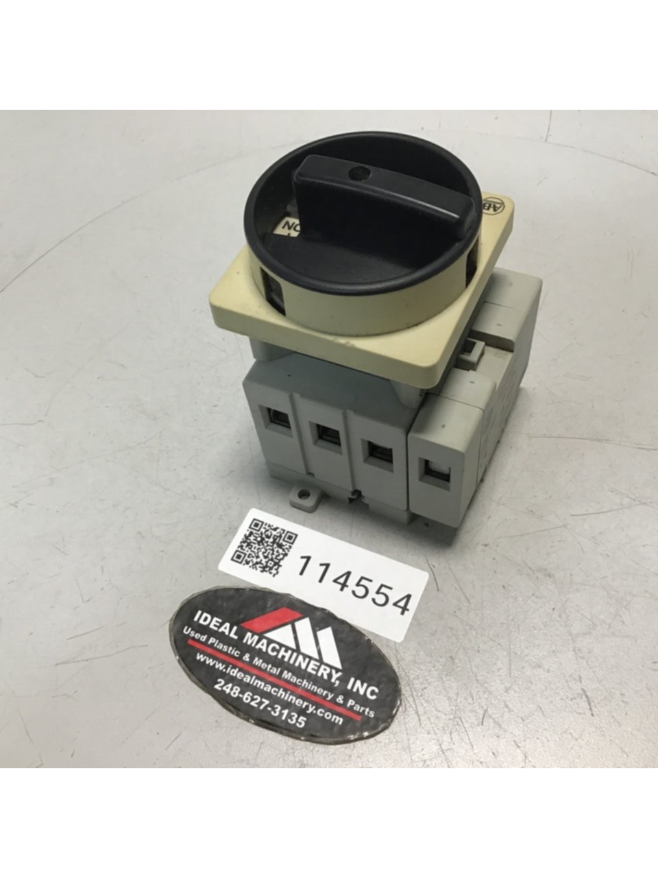 Used ALLEN BRADLEY Disconnect Switch 194E-E40-1753 SER B USED