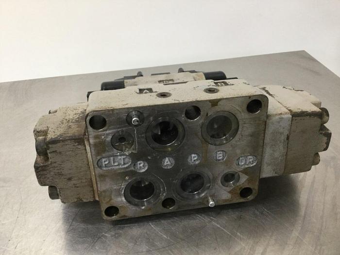 Used TOYO Directional Control Valve HDD3C-43SGS-AEB-6ED-06-LD #112026