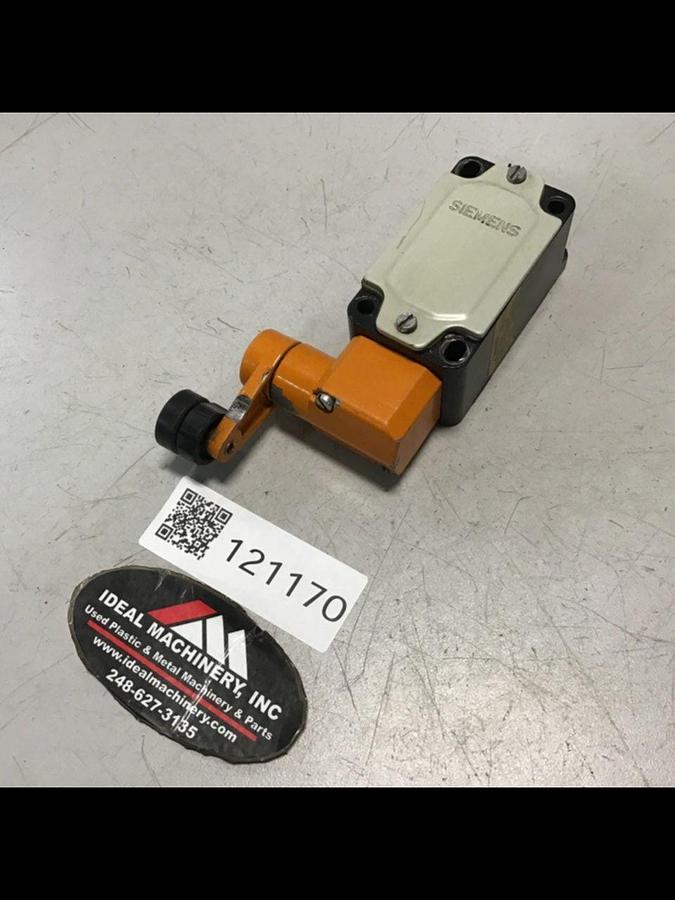 Used SIEMENS Limit Switch3 3SE3 120-1GW-Z USED