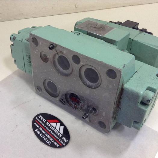 Used VICKERS Directional Control Valve DG4V36CMP7H750JA100 #74157