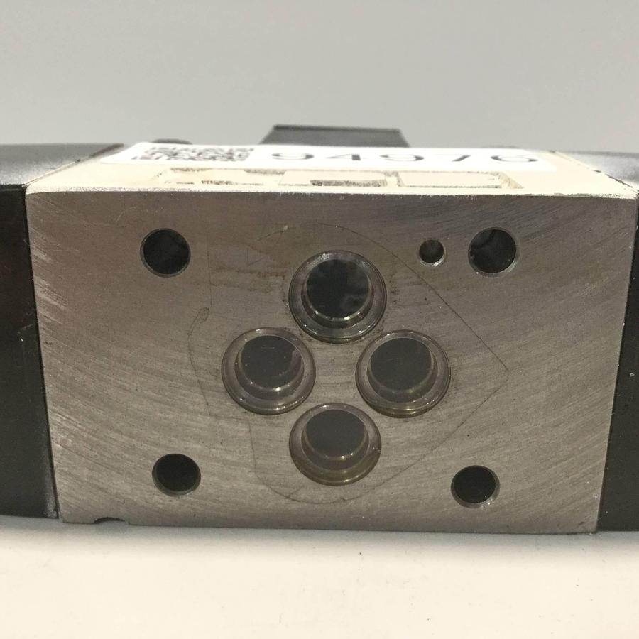 Used VICKERS Directional Control Valve DG4V36CMP7H750 USED