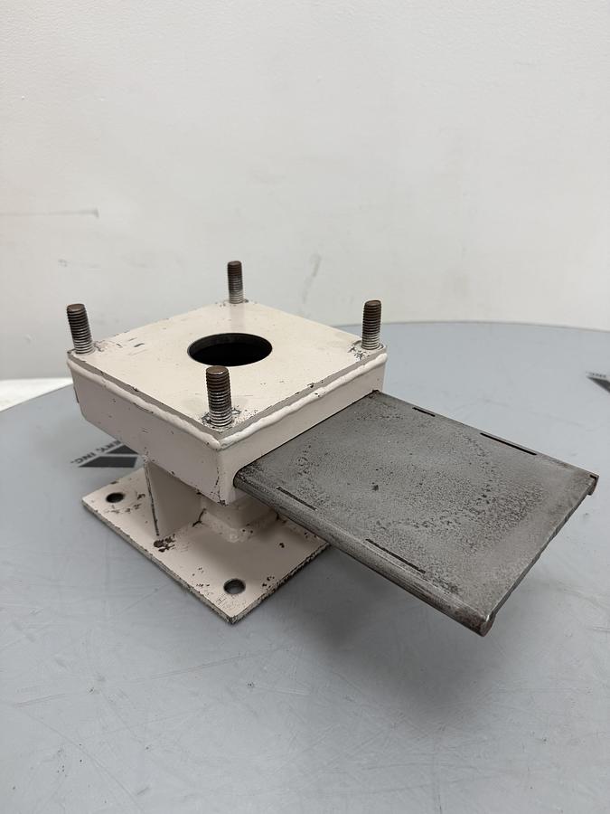 Used METAL FABRICATING