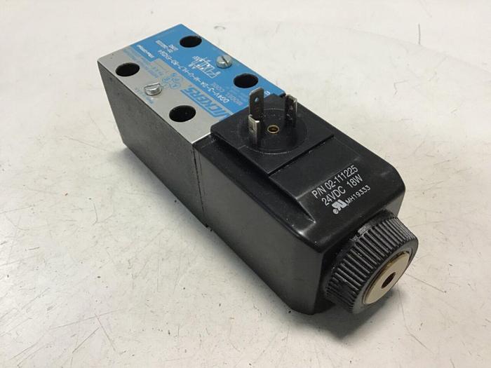 Used VICKERS Valve DG4V32AMUHL760EN594 Used