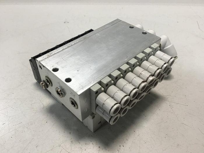 Used KOGANEI Manifold w/ Valves F10M8AJ #120926