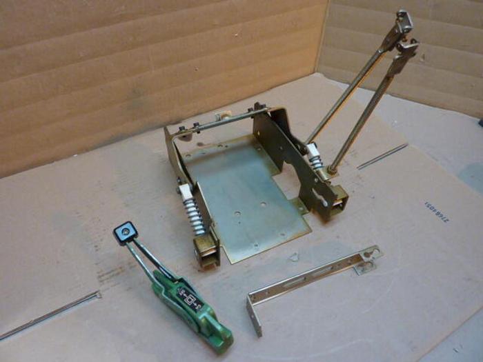 Used SQUARE D Breaker Operating Mechanism 9422-RR-1 Used