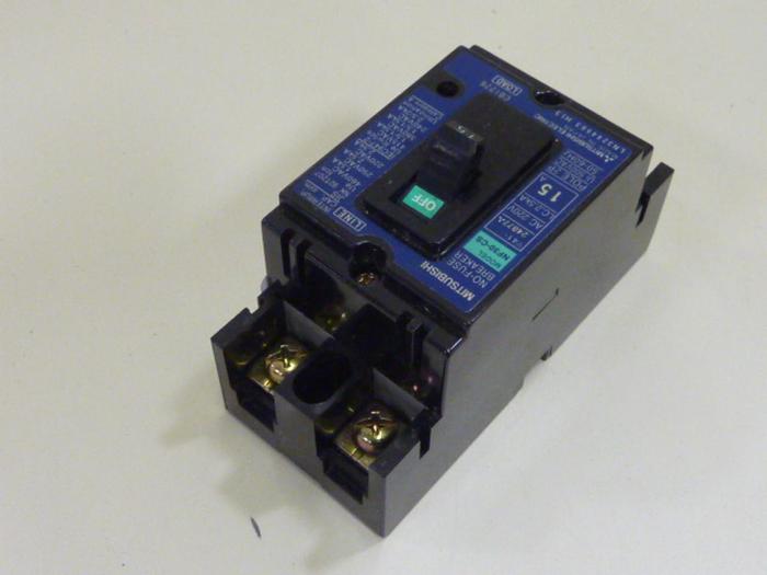 Used MITSUBISHI 15 Amp Circuit Breaker NF30-CS-15 #60800