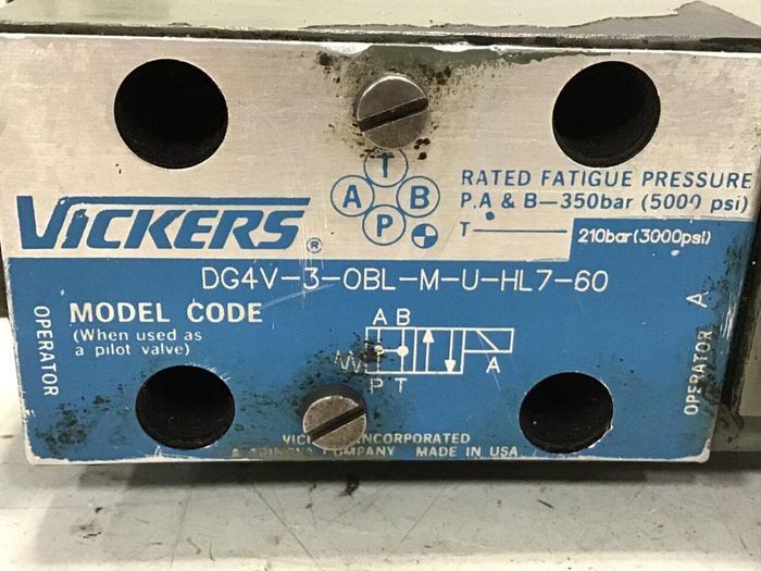 Used VICKERS Valve CG5060AFMUHL7110 Used