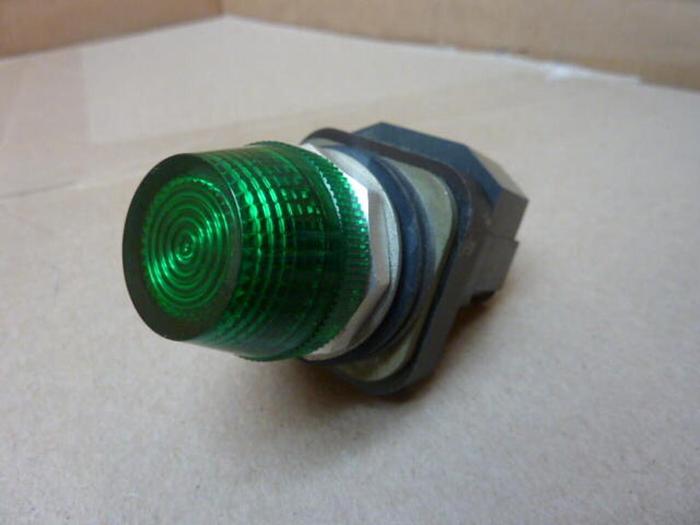 Used ALLEN BRADLEY Pilot Light 800T-P16 GREEN #30405