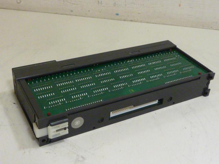 Used MITSUBISHI Output Module AY42 #109333